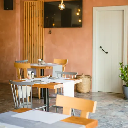 Garden Budget By Dominoes Corfu * Ypsos