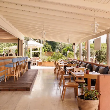 Värdshus Garden Budget By Dominoes Corfu *