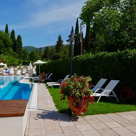 Garden Budget By Dominoes Corfu Inn Ipsos
