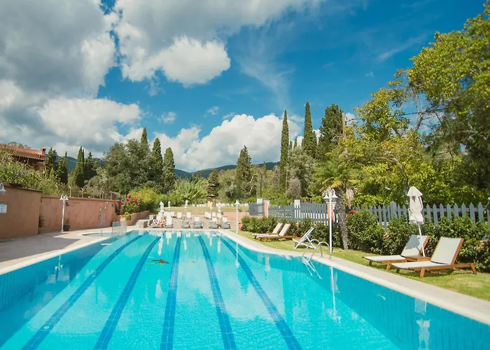 Estalagem Garden Budget *