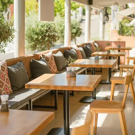 Garden Budget 宾馆 *